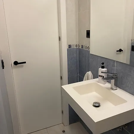 Casa Moderna Con Gimnasio *